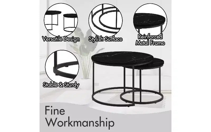 Ensemble de tables basses gigognes à motif marbré, une pièce maîtresse peu encombrante pour le salon.