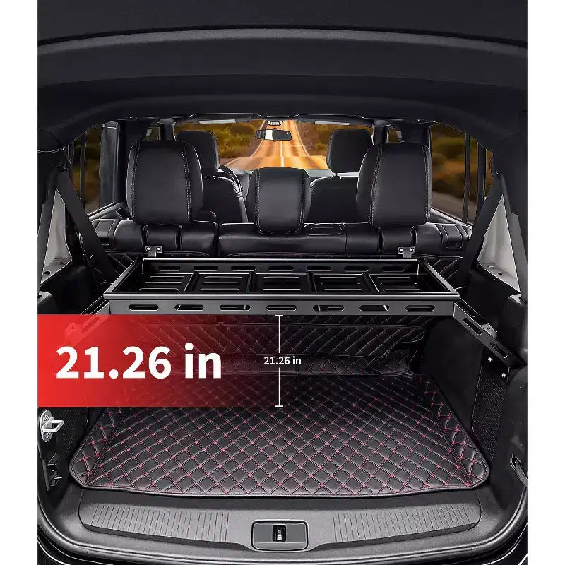 Porte-bagages arrière renforcé pour la version quatre portes.