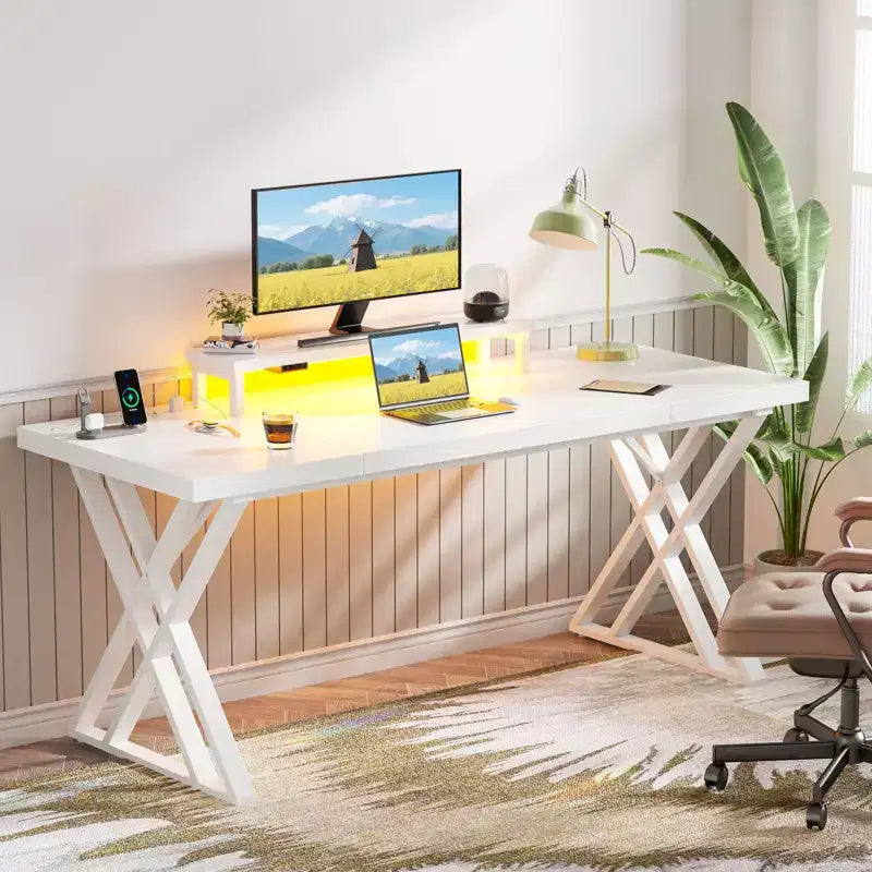 Bureau de jeu, bureau d'ordinateur, avec support d'écran, cadre en X, station de charge USB, bande lumineuse LED, plateau épaissi, bureau de travail.
