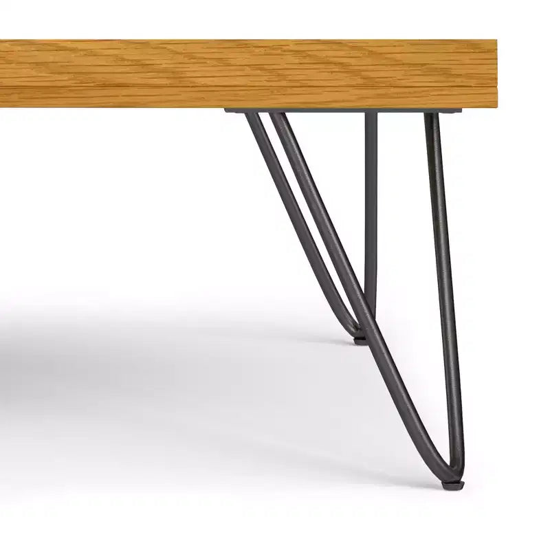Table basse large, carrée, réglable en hauteur, de style industriel, en chêne.