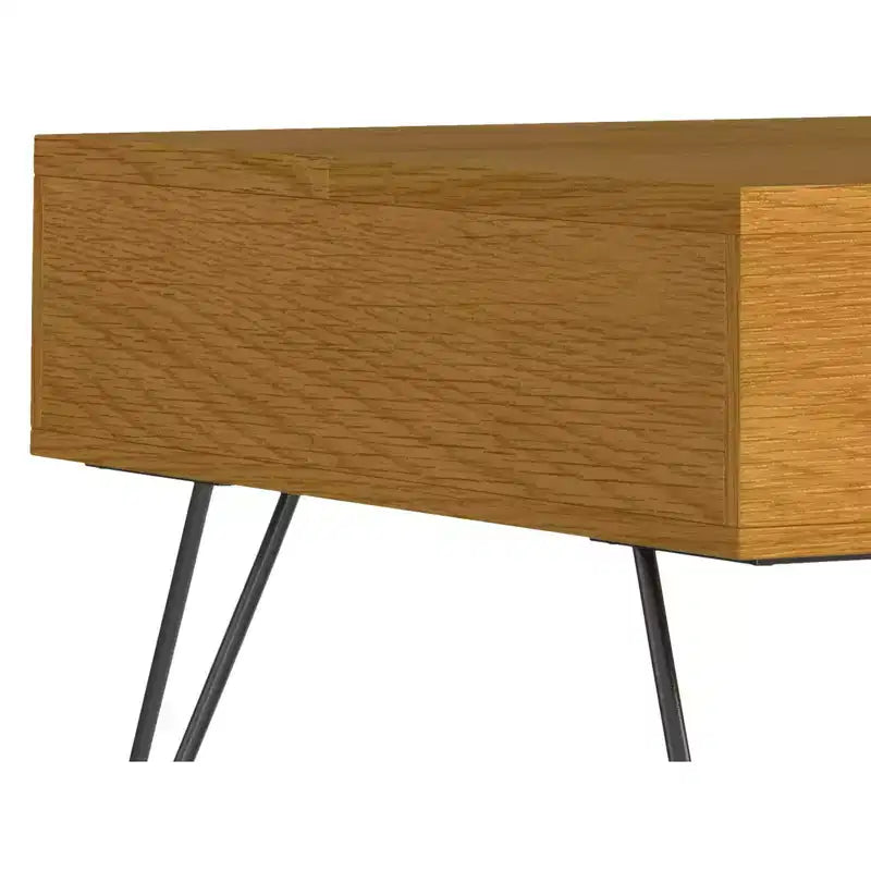 Table basse large, carrée, réglable en hauteur, de style industriel, en chêne.