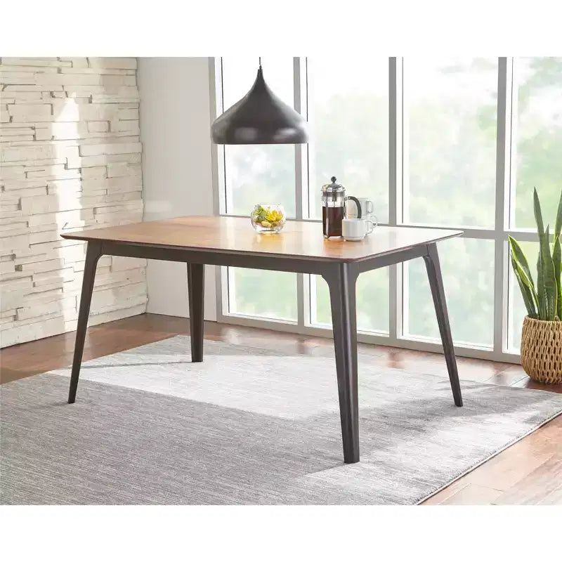 Ensemble table de salle à manger rectangulaire et chaises modernes de style médiéval