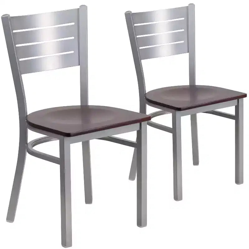 Chaise de salle à manger en métal à lattes argentées